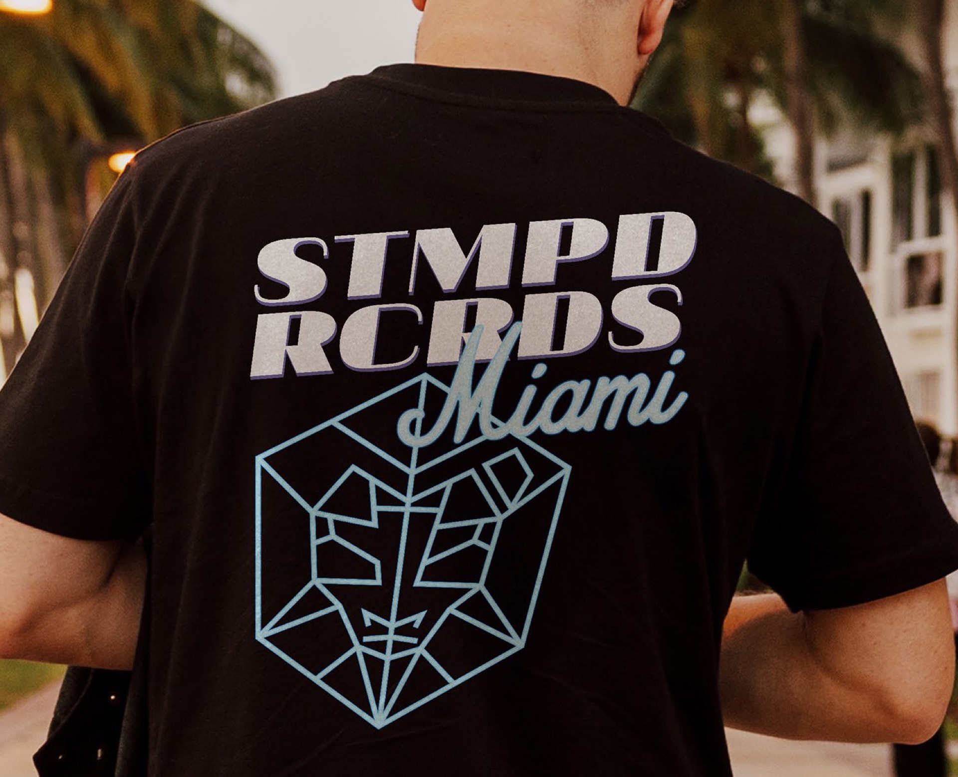 STMPD RCRDS Miami tee with palm trees